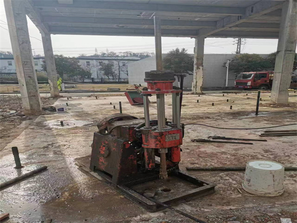 南岳袖阀管小导管注浆加固施工工艺